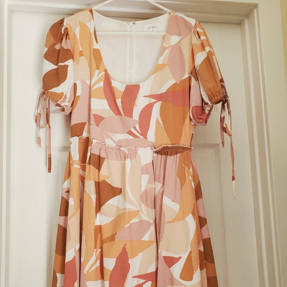 Girl and the Sun Flower Dress